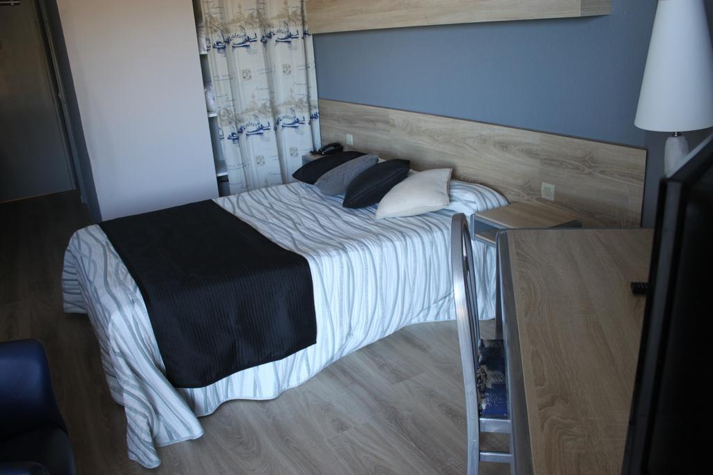Logis Hotel Solhotel Banyuls-sur-Mer Room photo